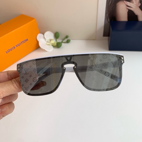 ルイヴィトンサングラス正面デザイン